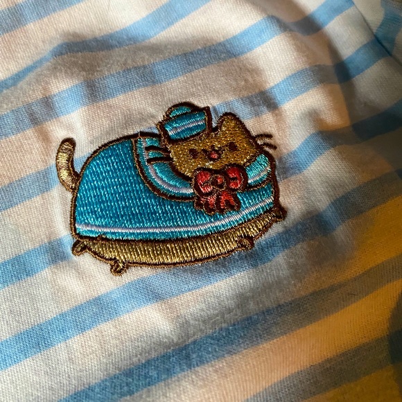 Pusheen long sleeved tee - Picture 3 of 3